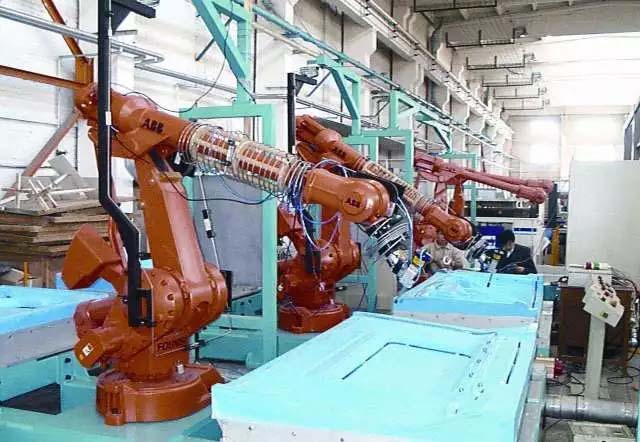 還在&ldquo;佛系&rdquo;手工噴涂？&ldquo;仙系&rdquo;手把手示教機器人已經駕臨！-3