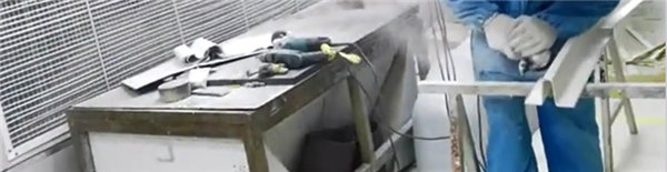 傳統打磨設備有諸多缺點:灰塵大、污染環境、傷害身體健康、耗電過多